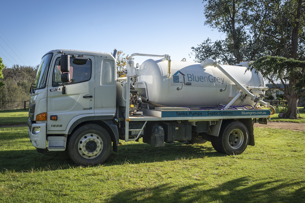 BluenGrey Septic Tank Pump Out in South NSW